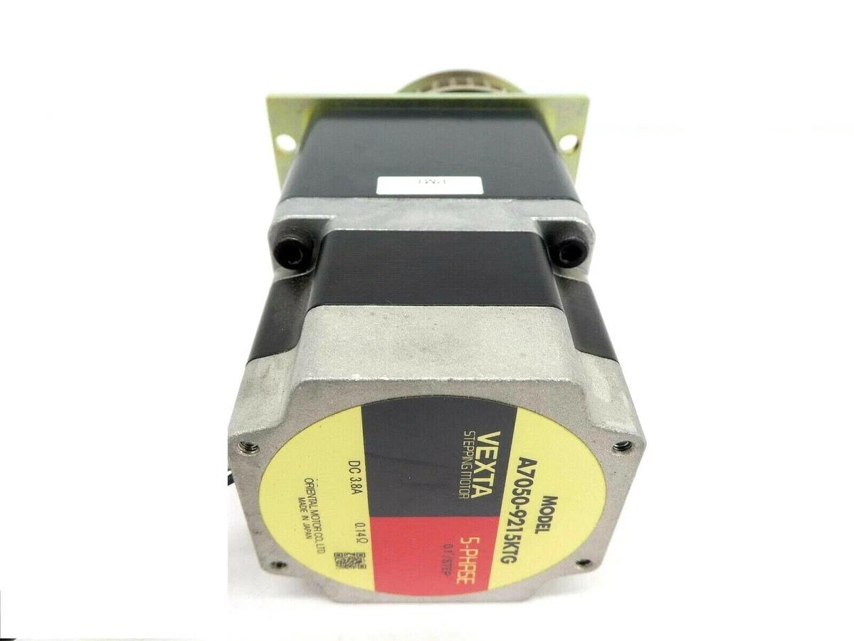 Used Oriental Motor A7050-9215KTG 5-Phase Stepping Motor VEXTA Working Surplus