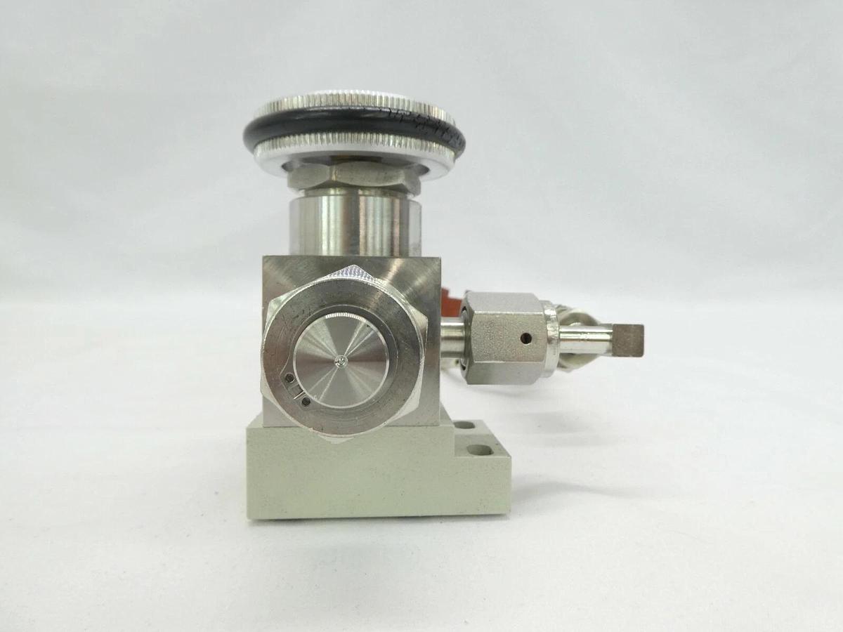 Used Parker 18AA-8482VM Manual Valve Assembly Bristol Babcock 506008-649 Lot of 2