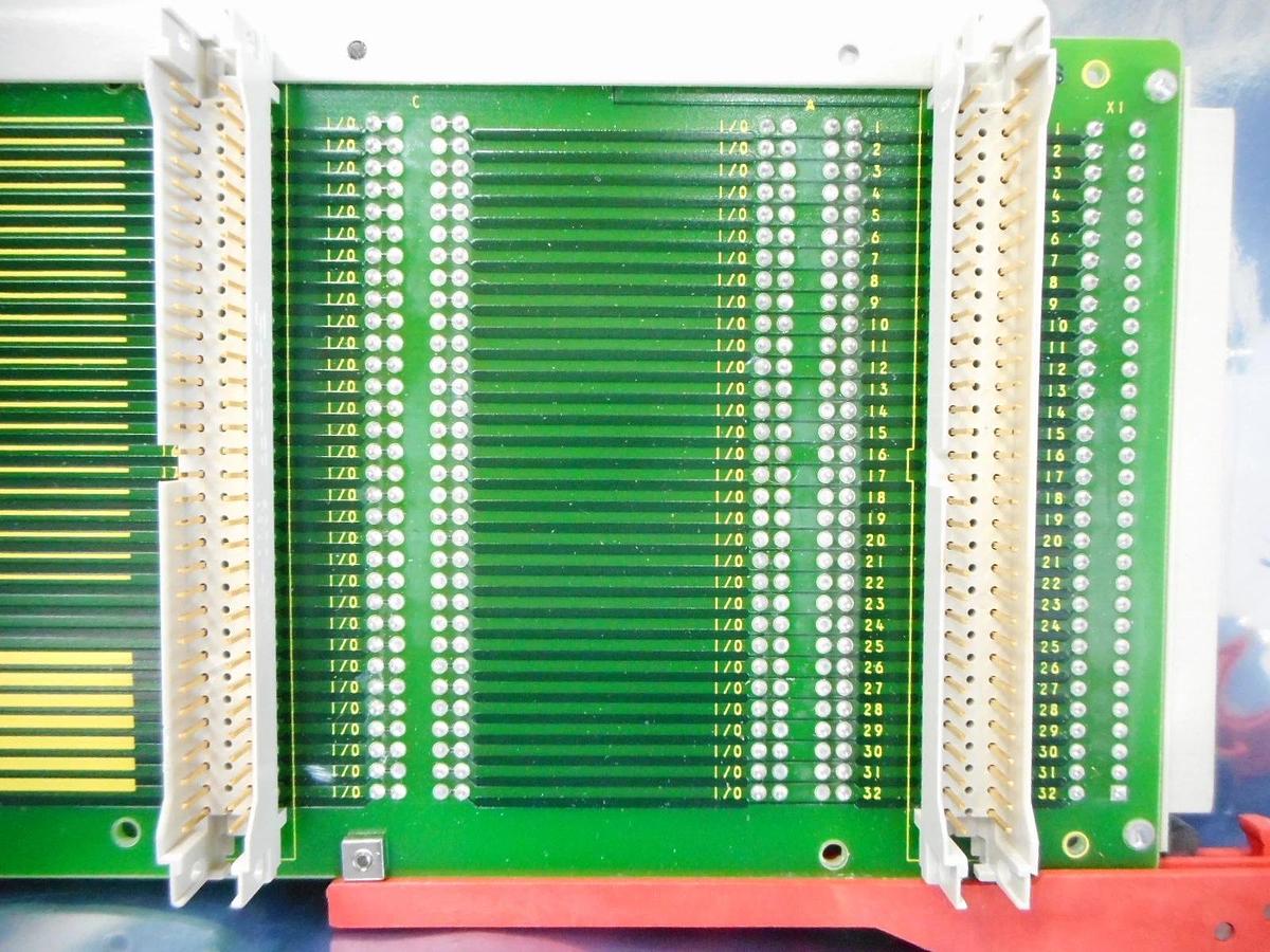 Used Schroff 33021-102 VME Systembus J1 PCB Card E11035551 Untested AS-IS