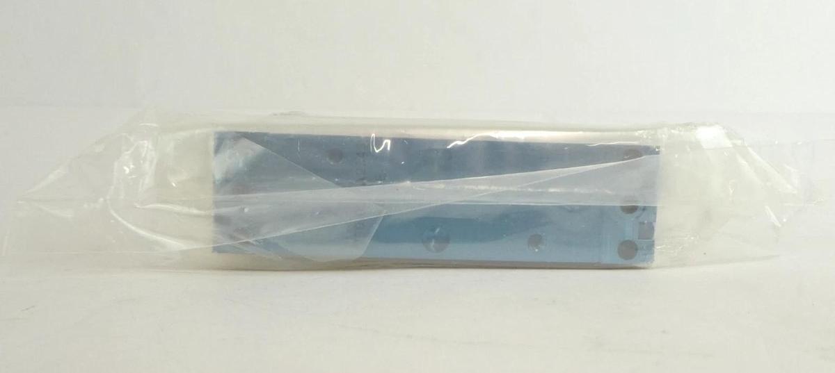 UNIT Instruments UFC-8561C Mass Flow Controller MFC 5000 SCCM H2 AMAT 3030-14237