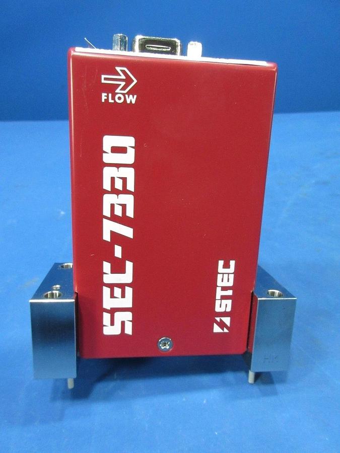 Used Horiba STEC SEC-7330M Mass Flow Controller CF4 400CCM Lot of 2 Used Working