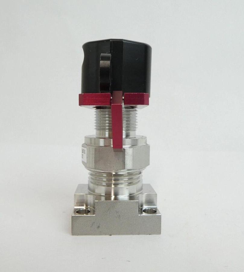 Used Fujikin 088032 2-Port Manual Diaphragm Valve 316L-P Lot of 65 Working Surplus