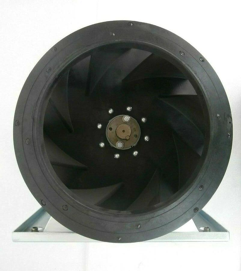 Used SVG Silicon Valley Group Fan Motor Assembly Leeson 130282.00 C182T34DB1C Surplus
