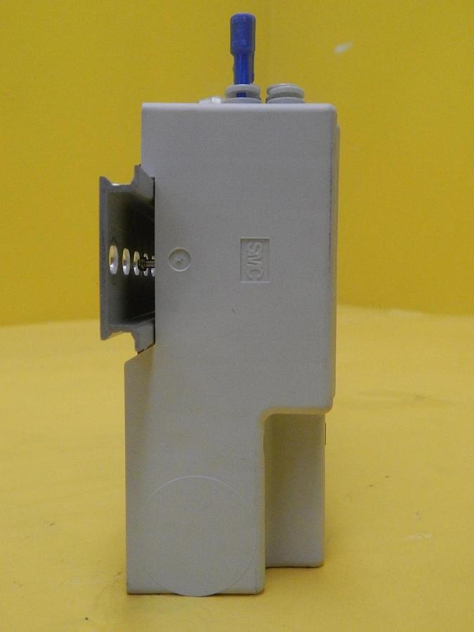 Used TEL Tokyo Electron CSV6 10-Port Manifold SMC SQ1131DY-5-C4-Q PR300Z Used Working