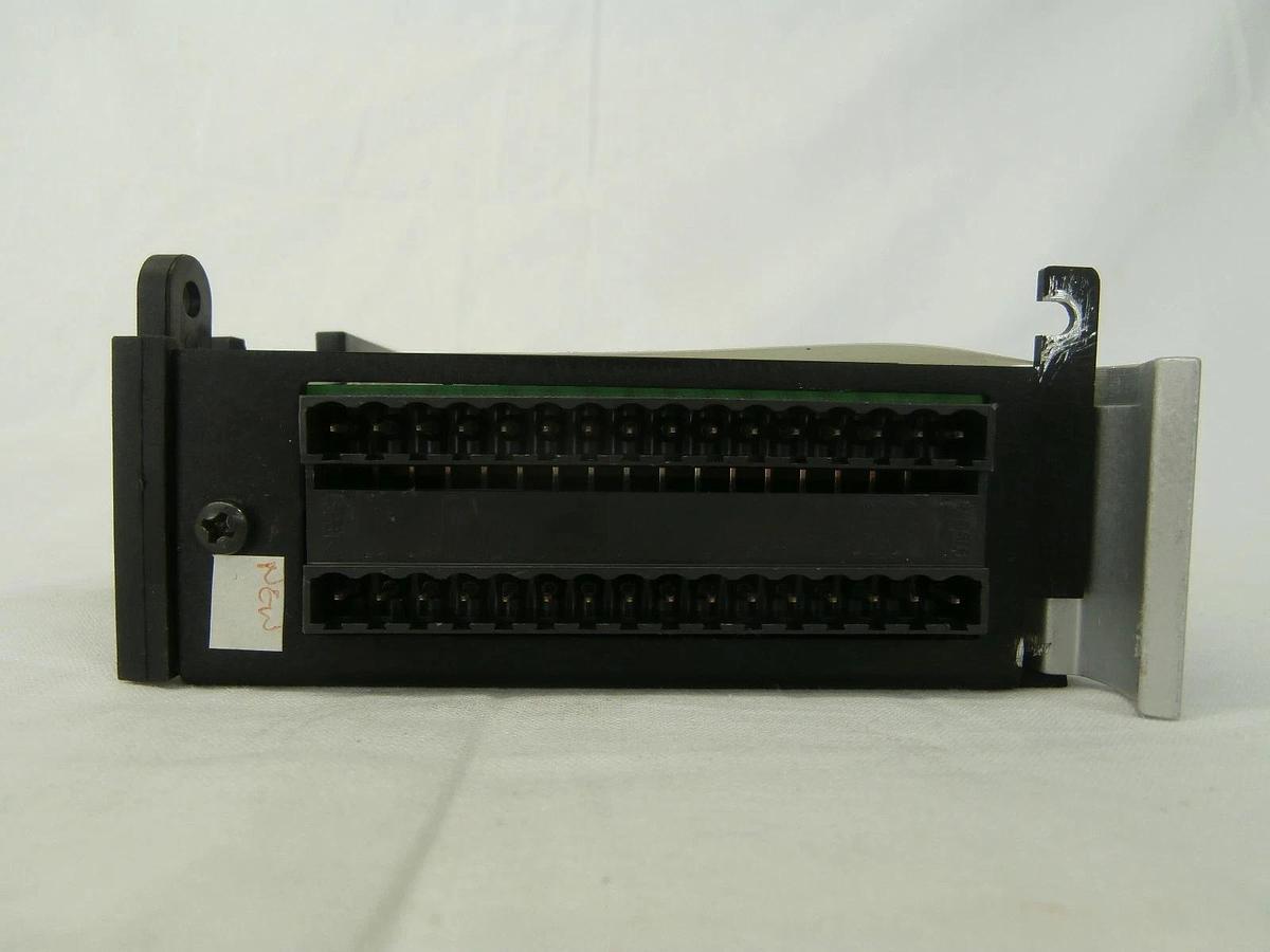 Used Intelligent Instrumentation EDAS-2004M-4 PLC Digital Input Unit EDAS Used