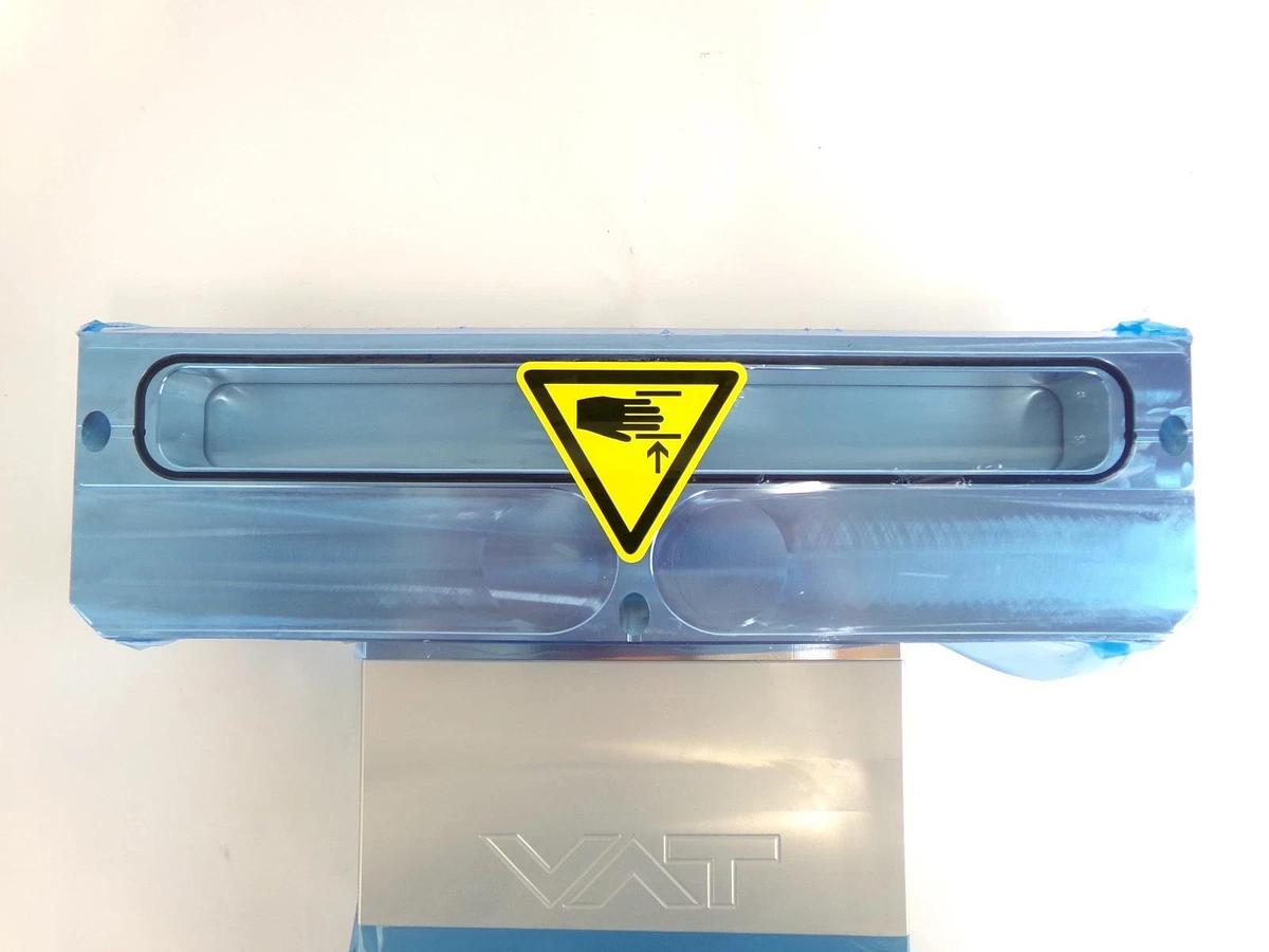 VAT 0340X-CA24-CQP1 300mm Pneumatic Chamber Slit Valve New Surplus