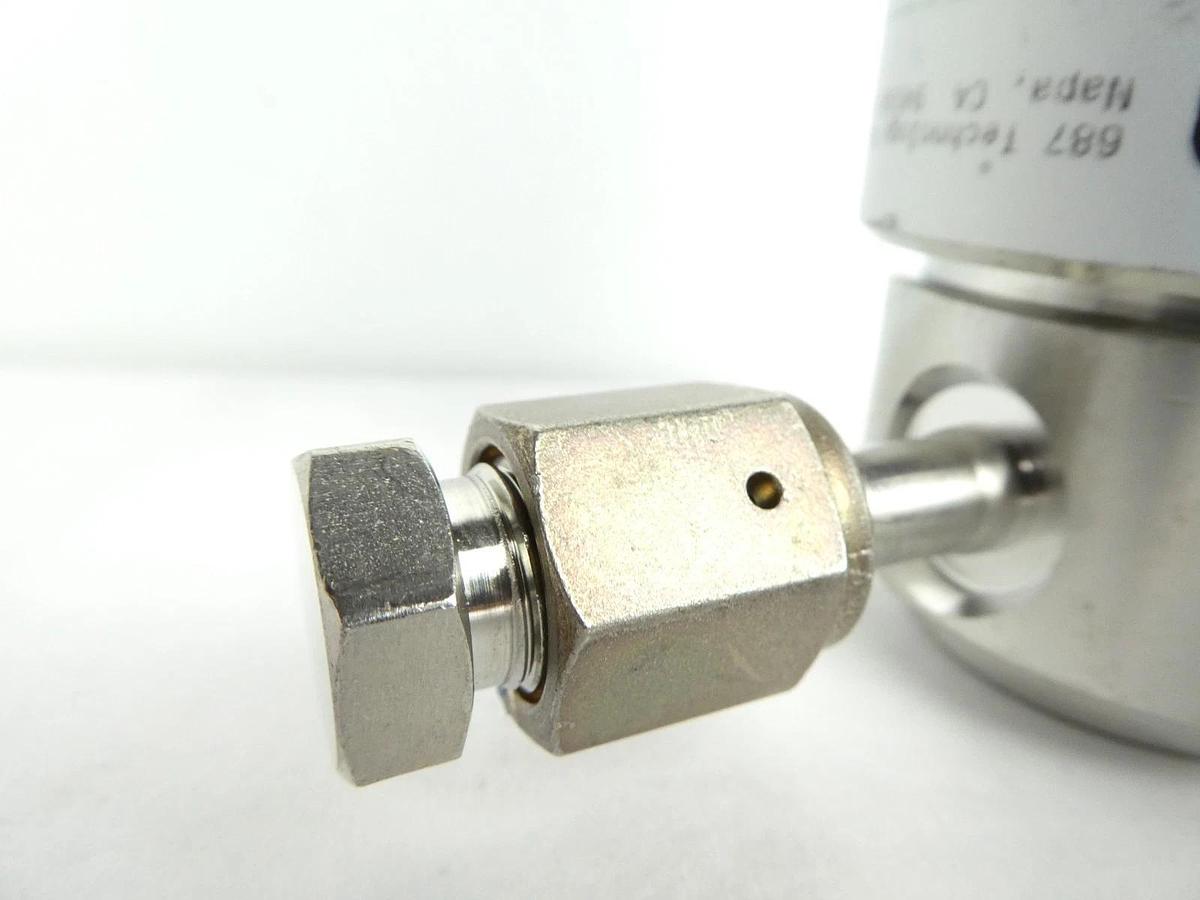Refurbished AP Tech AP1010SM 3PW FV4 FV4 IV4 Regulator Valve With Gauge Refurbished