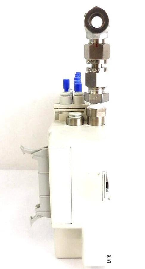 Used SMC SQ1131Y-5-C4-Q 11-Port Pneumatic Manifold Assembly PR300Z Lot of 2 Working