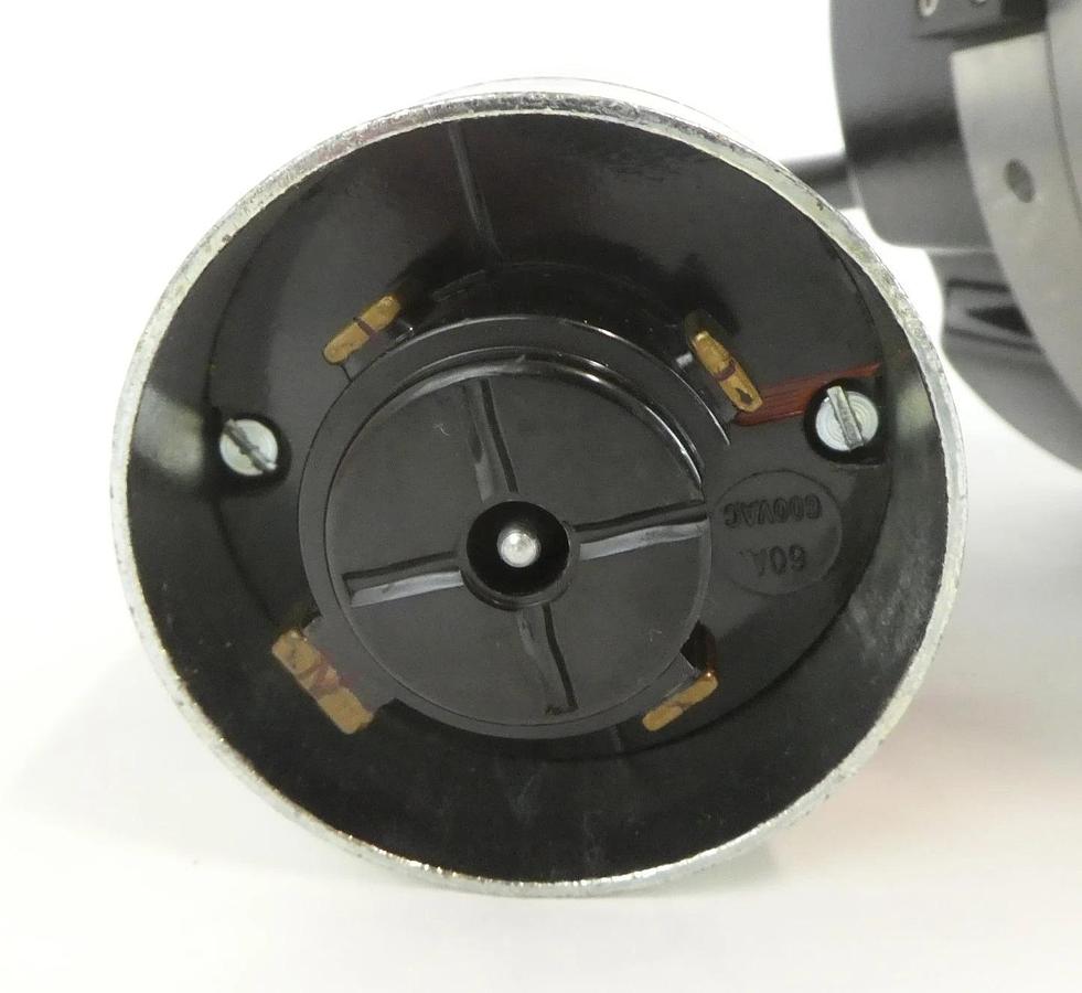 Used AMAT Applied Materials 0010-09237 200mm Lamp Module BWCVD Precision P5000 Spare