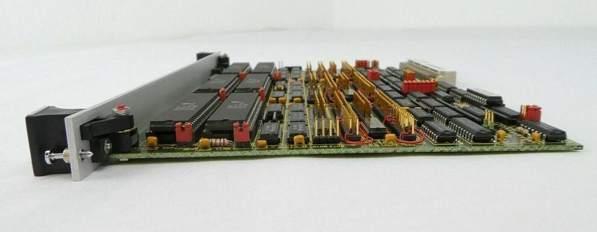 Used Force Computers 310000 VMEBus PCB Card SYS68K/SIO-1 Varian 108998001 Working