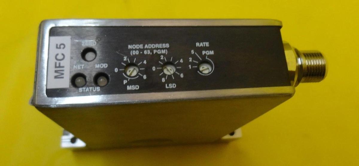 Used Unit Instruments UFC-8565 Mass Flow Controller MFC 10L N2 8560 Used Working