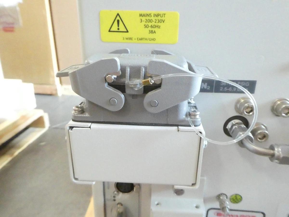 Refurbished iXH 1220H Edwards A57224958 Vacuum Pump IXH1220 208V Manufacturer Refurbished