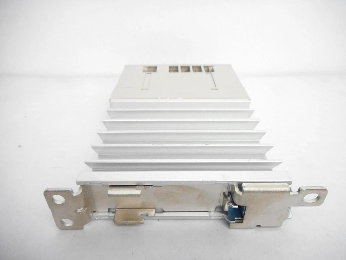 Used Omron G3PC-220B-VD Solid State Relay Reseller Lot of 8 Used Working