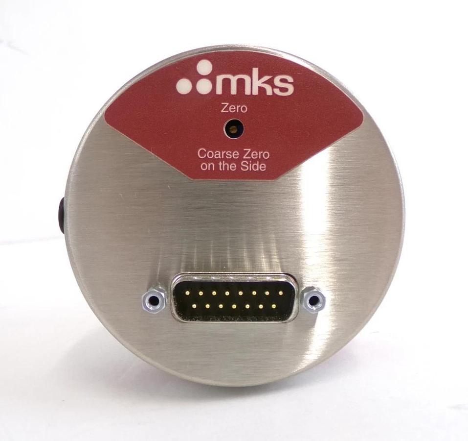 Used MKS Instruments D28B11TCEE0B0 Baratron Dual Range Manometer Dented Surplus