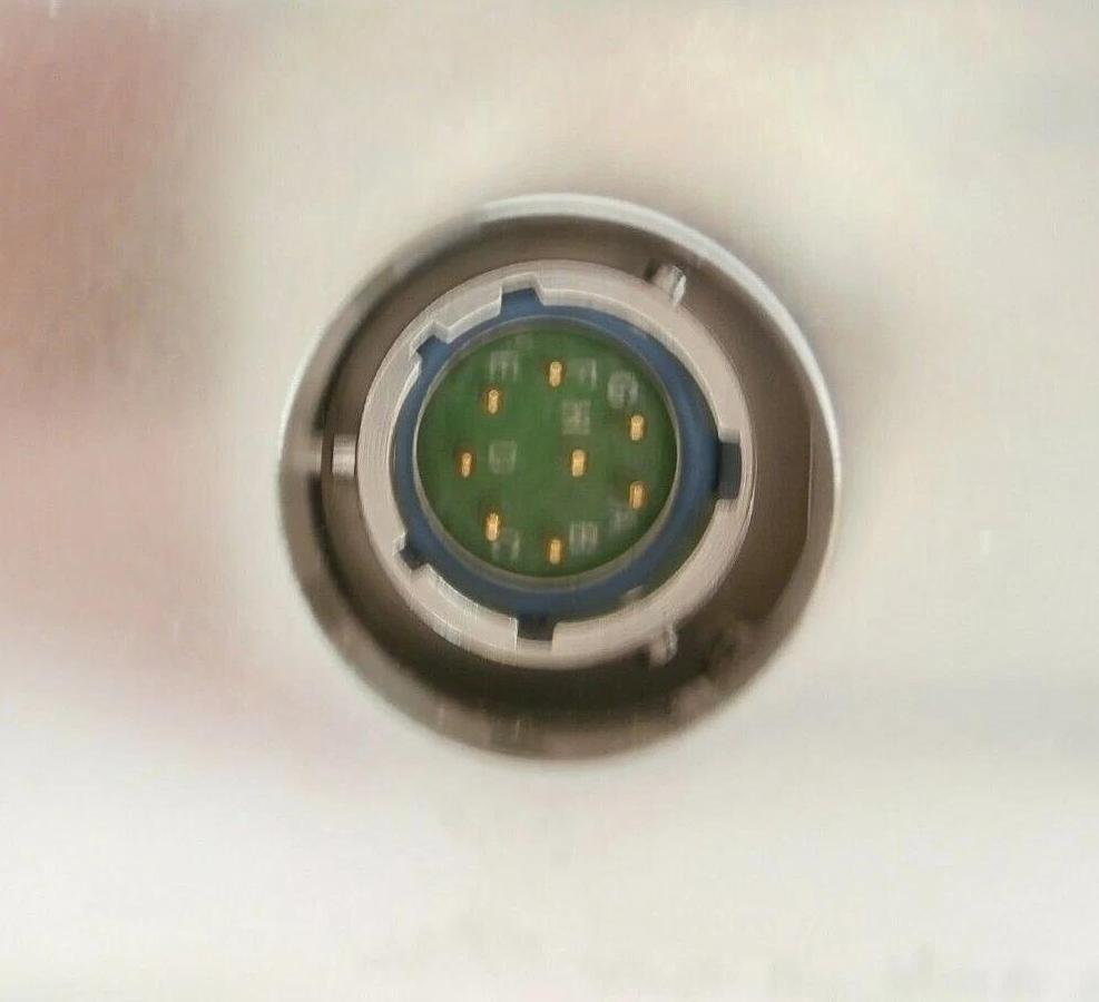 Used TMH 1001 P Pfeiffer Vacuum PM P03 300 G Turbo Missing Part Number Tested Working