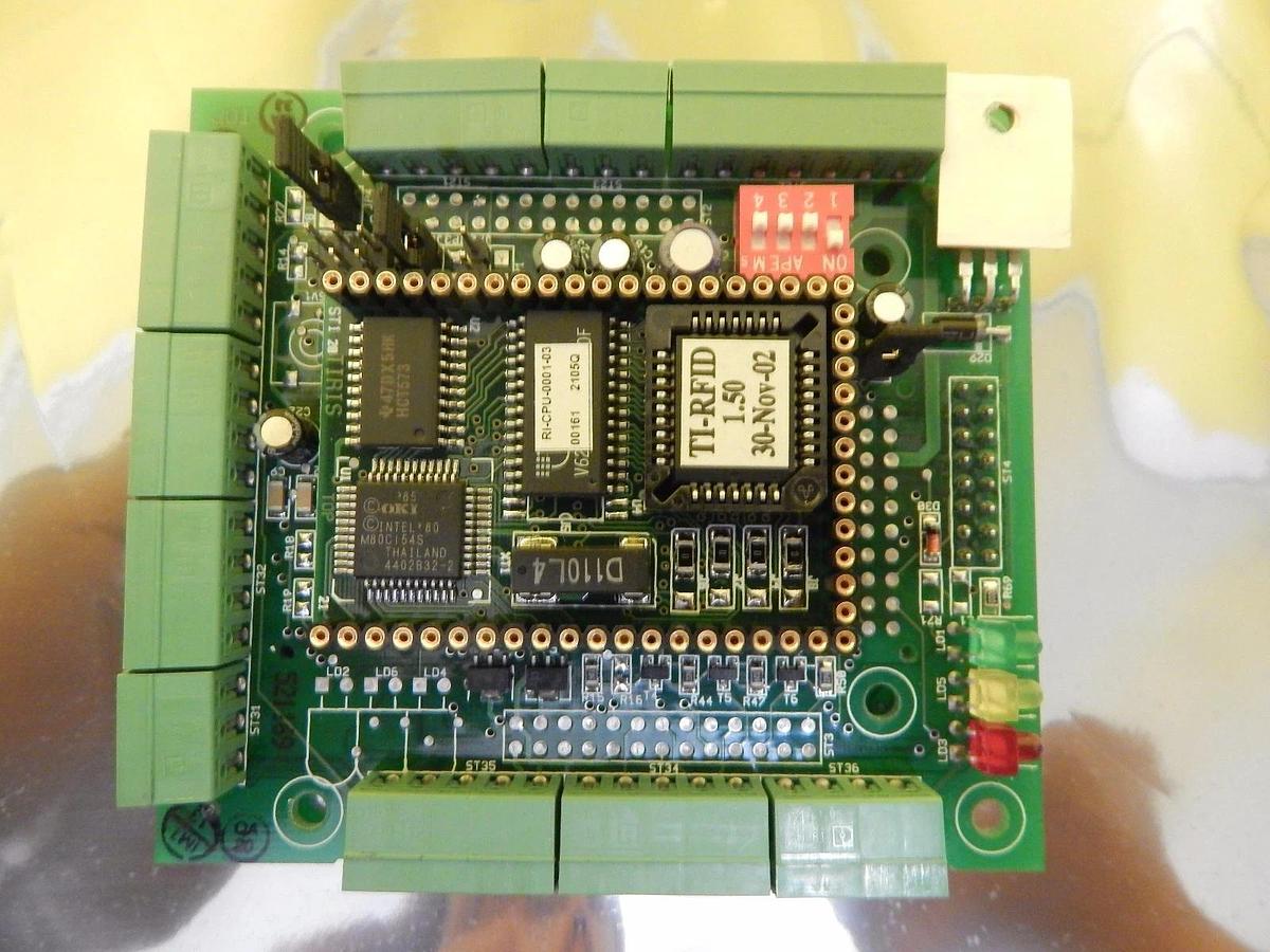 Used Texas Instruments RI-CPU-0001-03 TI-RFID Board TIRIS RFID PCB Used Working