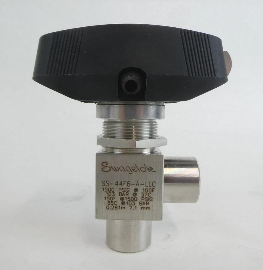 Swagelok SS-44F6-A-LLC 40 Series Ball Valve Lot of 3 New