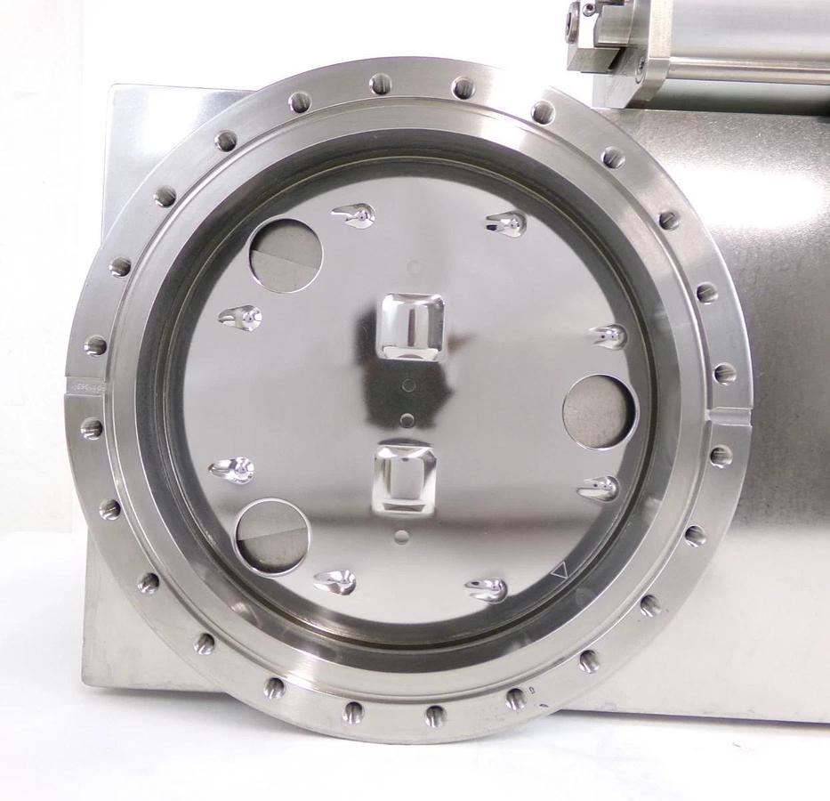 Used VAT 10846-XE28-AAX2 UHV Ultra High Vacuum Chamber Gate Valve Working