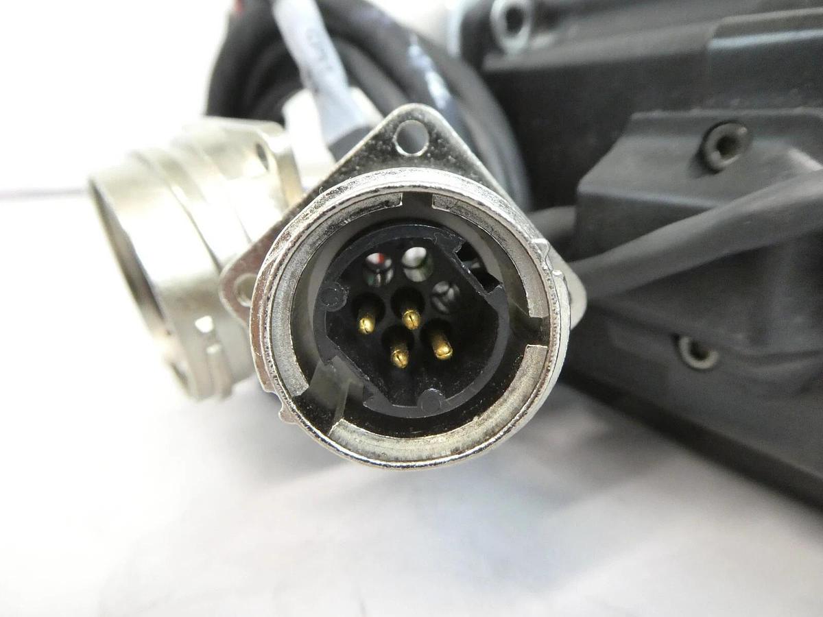 Used Sanyo Denki P50B07040HXS00M AC Servo Motor BL Super P5 AMAT 0010-58481 Working