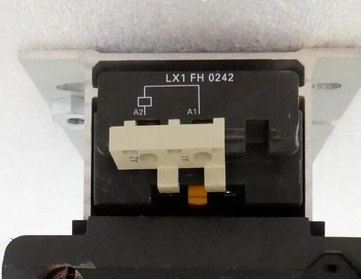 Used Telemecanique LC1F330 Contactor LX1 FH 0242 LC1 F 330 Schneider Square D Working
