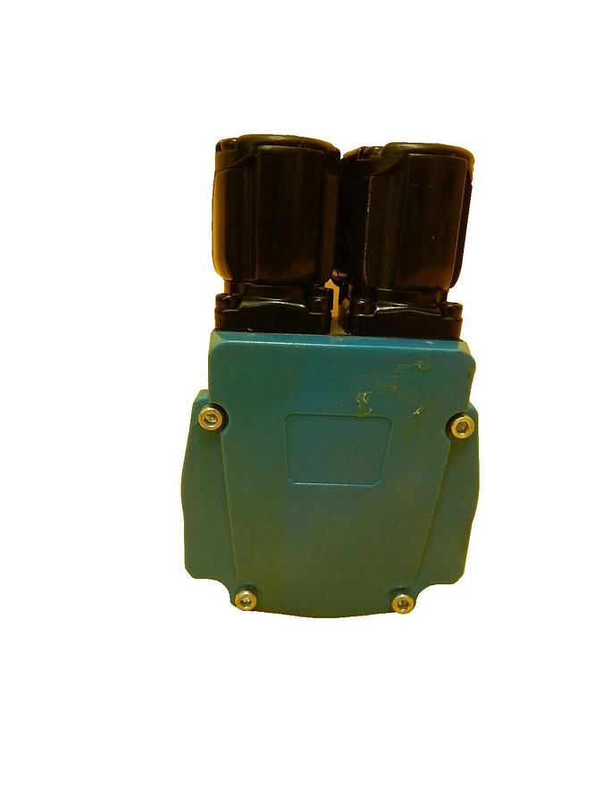 Used Telemecanique 65032302-011 Servo Motor BSH0703P02A2A Schneider Square D Working