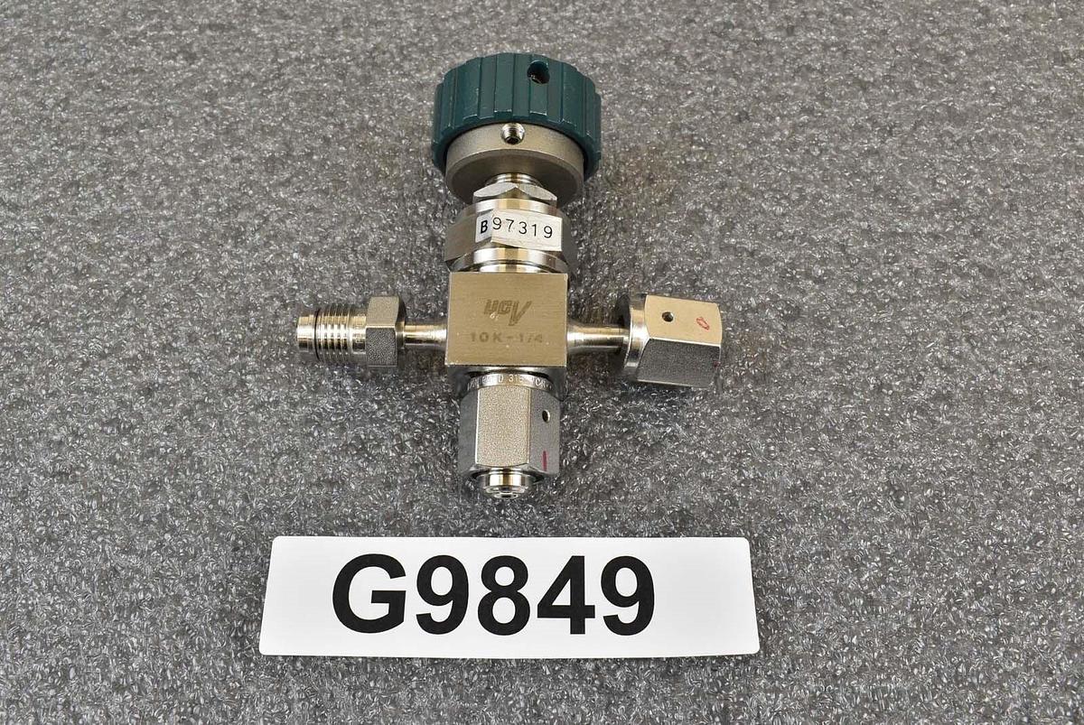Used Motoyama B97321 3-Way Manual Valve 1/4 inch