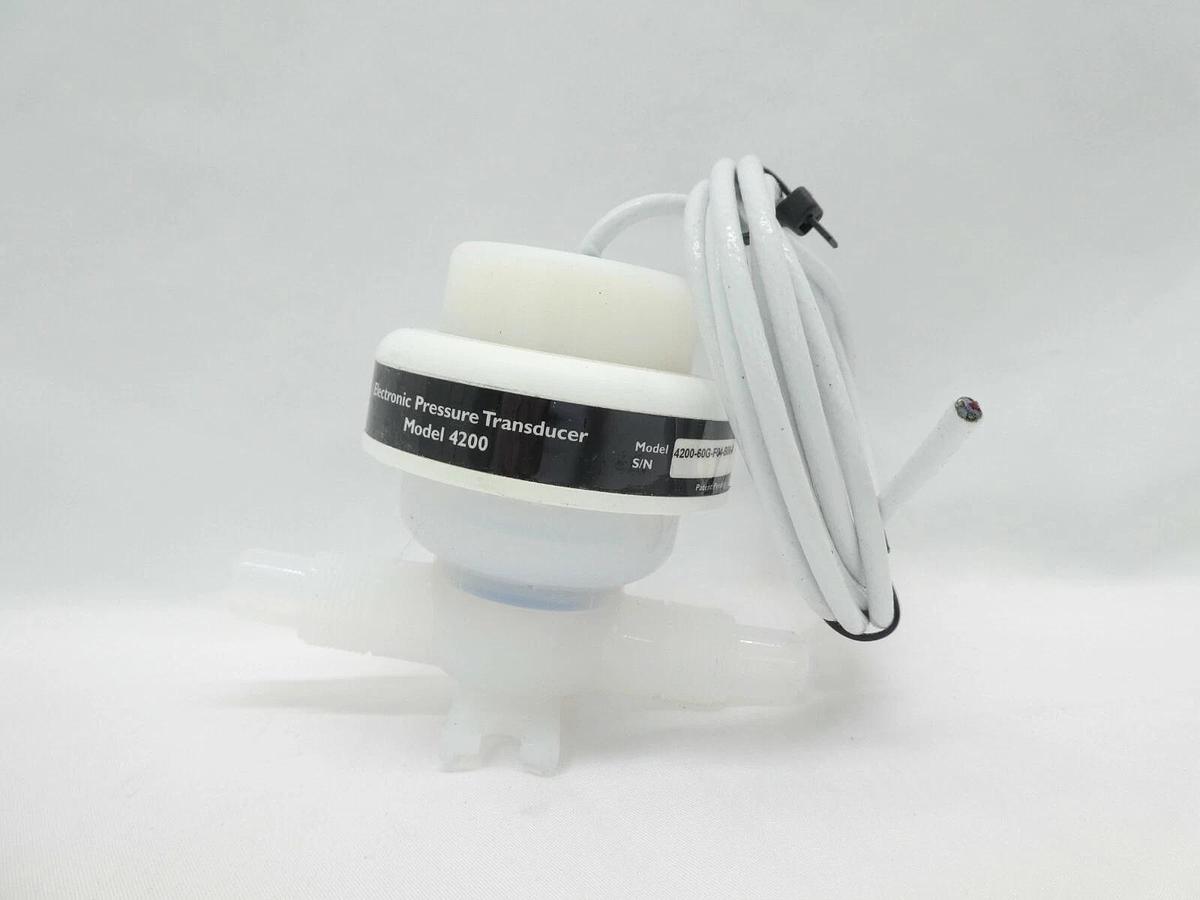 Entegris NT International 4200-60G-F04-B06-A Pressure Transducer Lot of 7 New