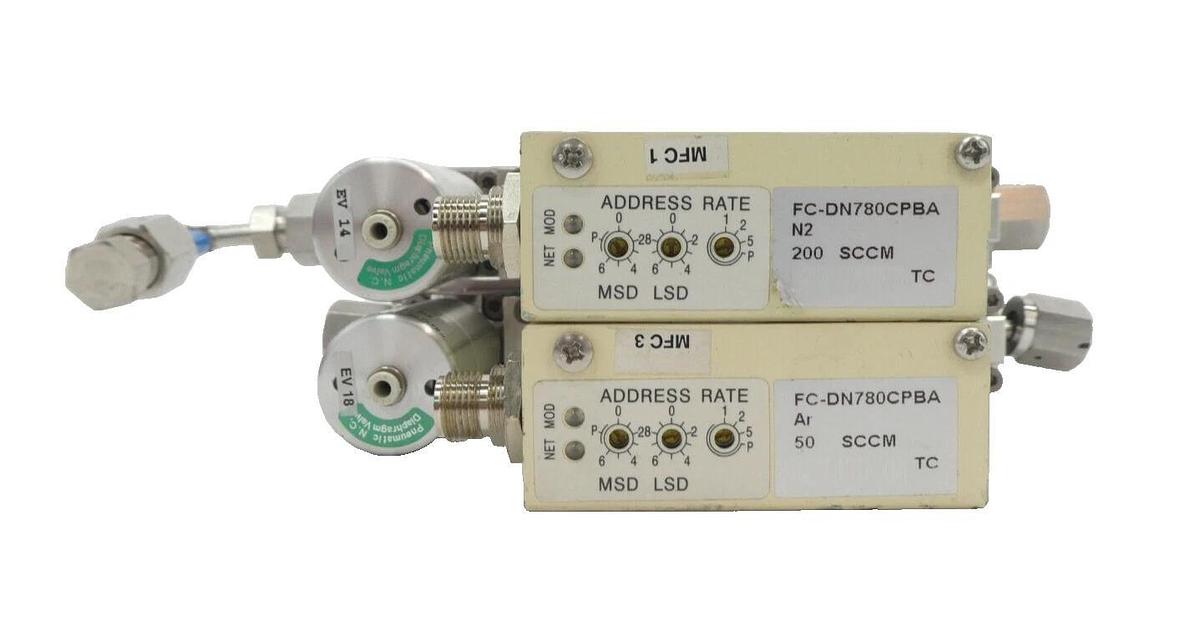 Used AMAT Applied Materials 0010-23660 Mass Flow Controller MFC 300MM-E2 Lot of 2