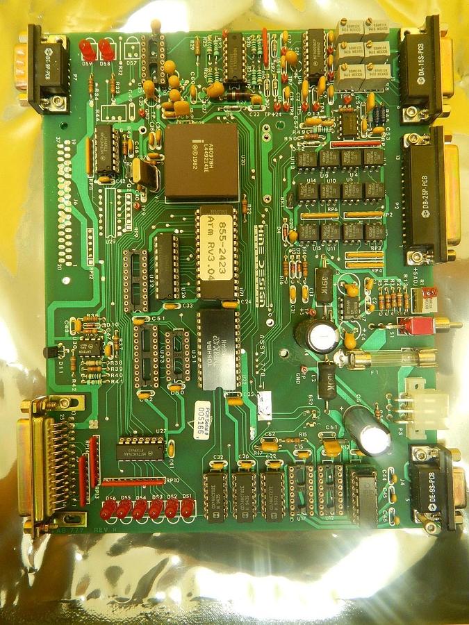 Used Hine Design 885-2423 Arm Control Board PCB 778-1I GaSonics Aura A-2000LL Used