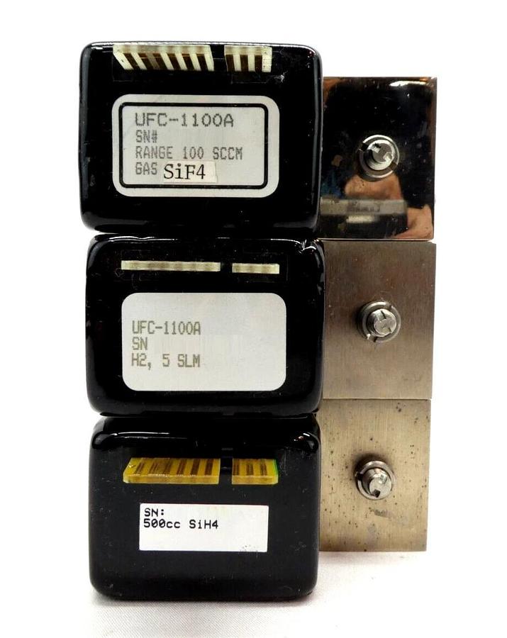 Used UNIT Instruments UFC Mass Flow Controller MFC UFC-1100A UFC-1110 Lot of 17