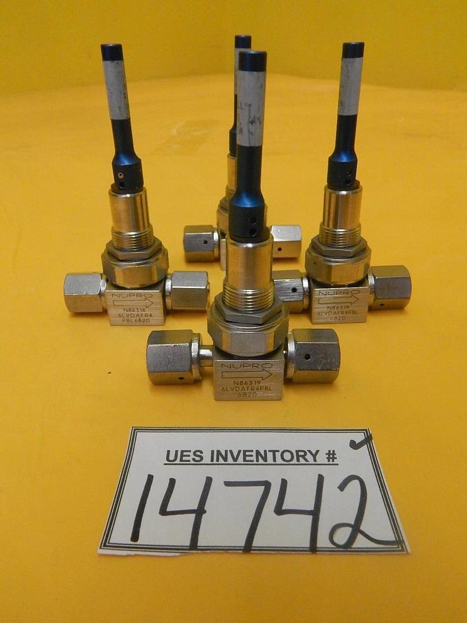 Used Swagelok 6LV-DAFR4-P-BL-6820 Manual Diaphragm Valve Reseller Lot of 4 Used