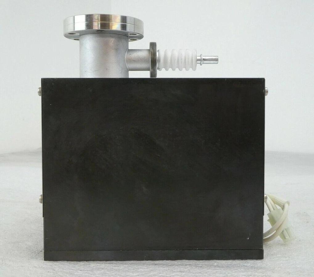 Used JEOL JSM-6300F Ion Vacuum Pump Magnet Assembly Wafer Defect Review SEM Working