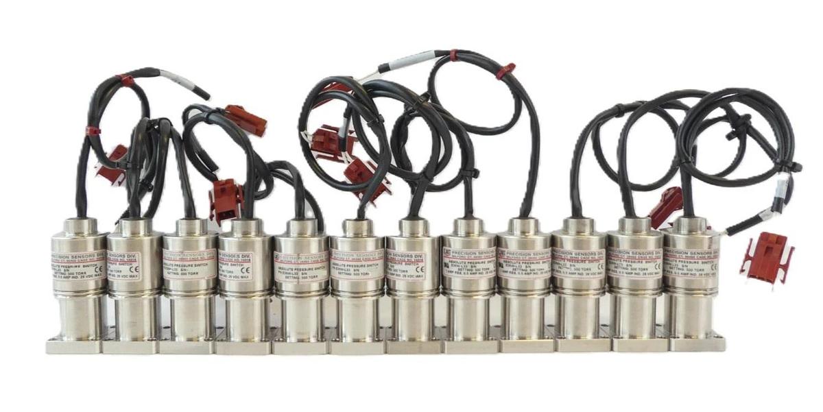 Used UE Precision Sensors E36W-L33 Absolute Pressure Switch Lot of 12 Working Surplus