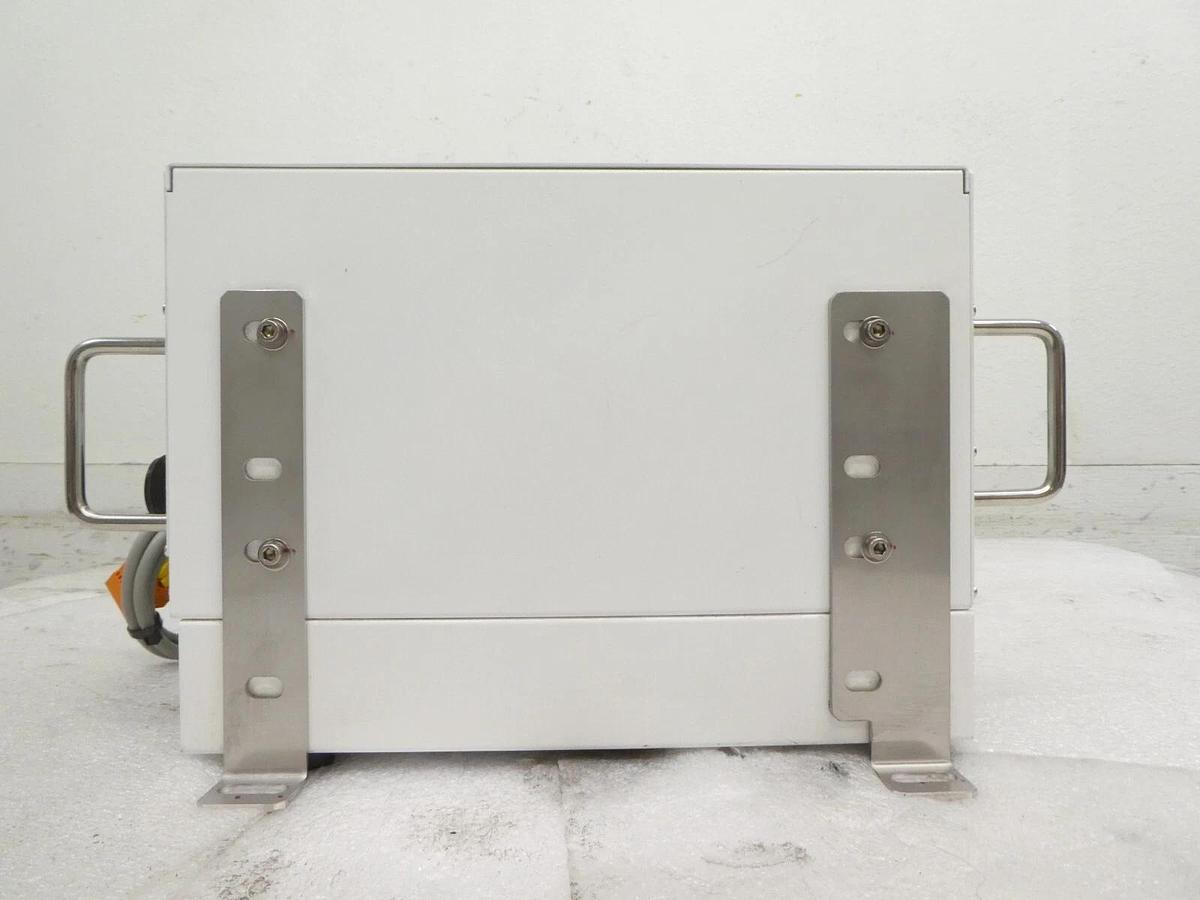 Used Yaskawa YR-ECR3J-A00 MOTOMAN Robot Set NXC100 ERCR-NS00-A210-E Working Surplus