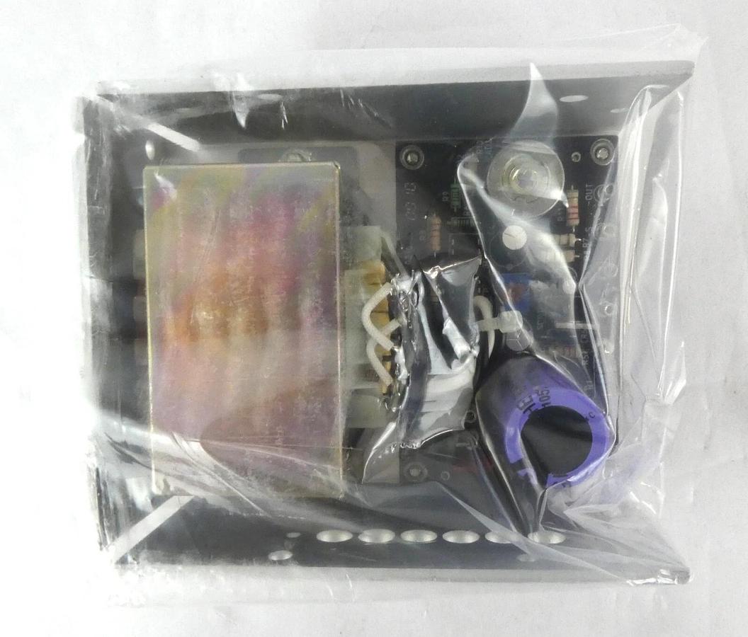 Sola Hevi-Duty 083-00230-0300-05 Linear DC Power Supply New Surplus