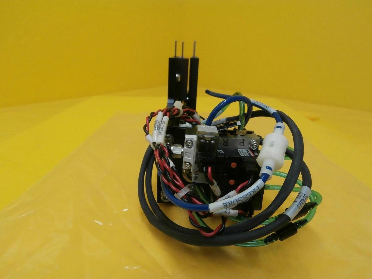 Used KLA-Tencor GPIO Polarized Lens Assembly Laser Optics AIT I Surfscan Used Working