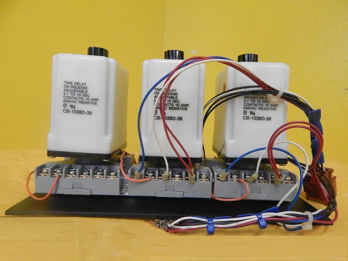 Used AMAT Applied Materials 0226-48119 Time Delay Panel Precision 5000 P5000 Used