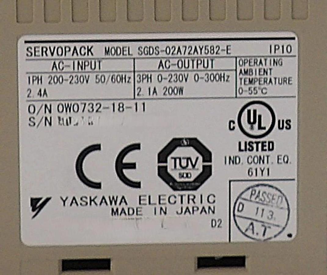 Used Yaskawa Electric SGDS-02A72AY582-E Servo Drive SERVOPACK Lot of 2 Working