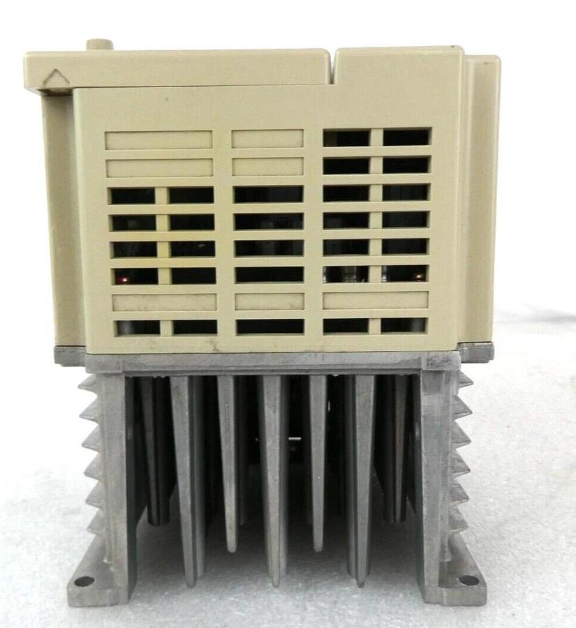 Used Yaskawa Electric CIMR-V7AA21P5 Inverter Drive VS Mini V7 Lot of 2 Working
