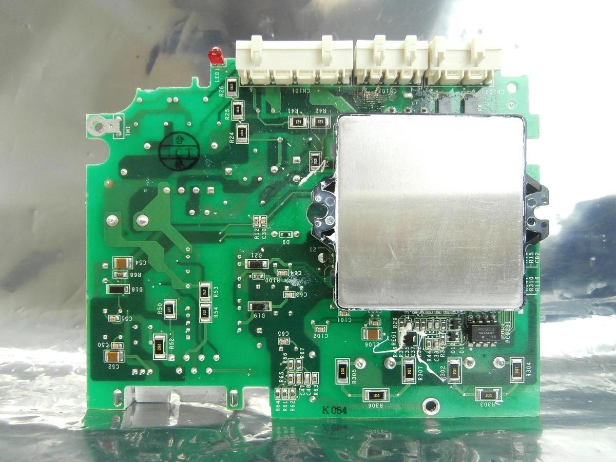 Used Yaskawa Electric SGDH-CB01AA-T Servo Drive Power/Interface PCB DF9203769-A0 Used