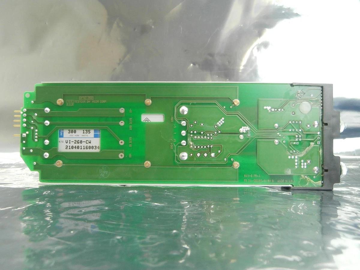 Used Vicor 20-130056-10 Switching Power Supply Module MegaPAC L5.1V/19.6ADL Used