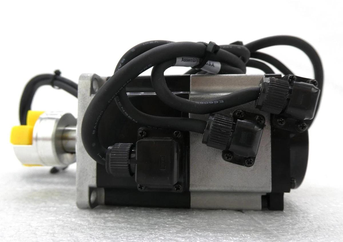 Used Sanyo Denki R2AA06020FCP11M AC Servo Motor SANMOTION R Working Surplus