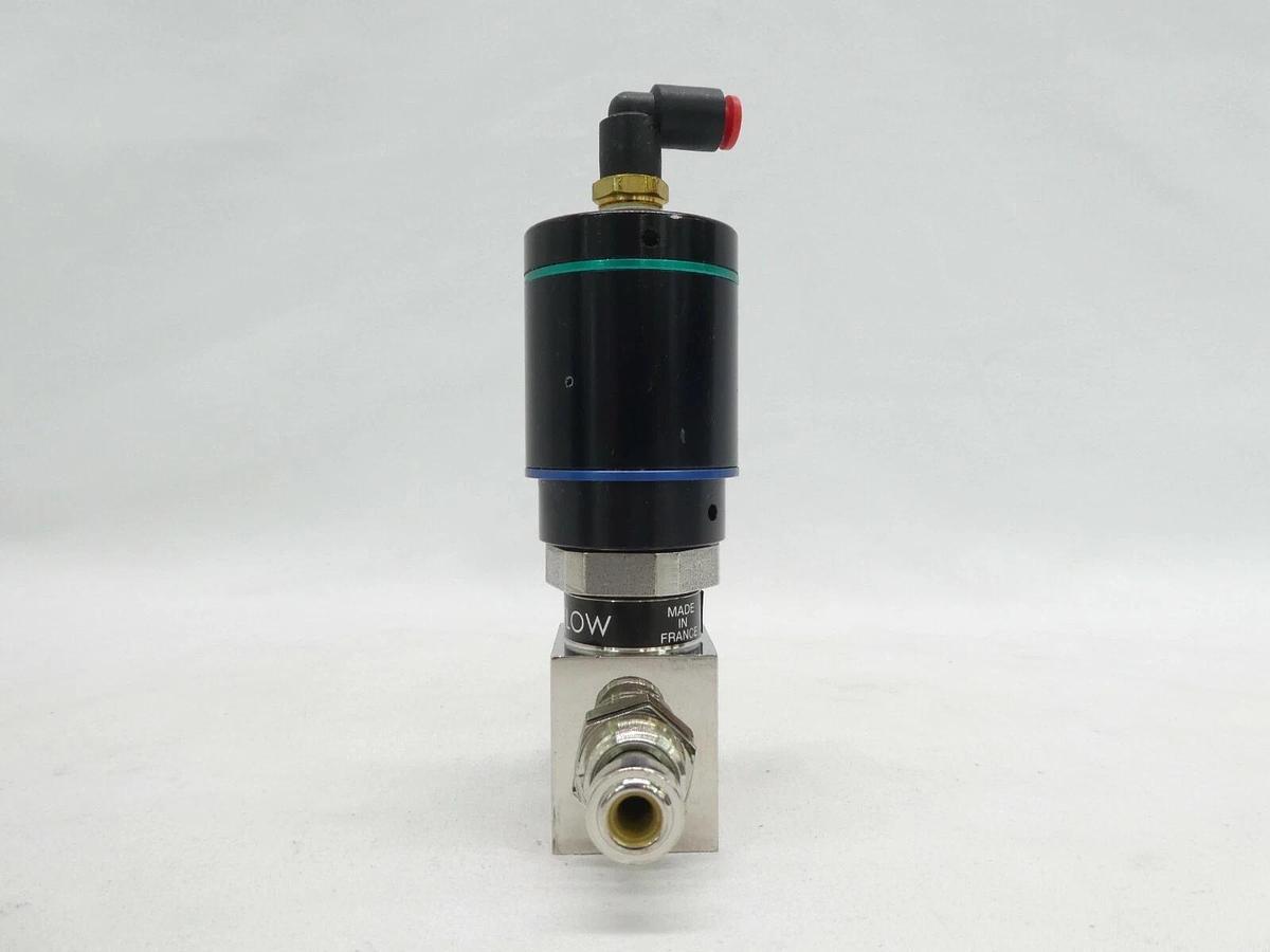 Used Qualiflow 2x10-9atm.cm3/Sec 2-Way Pneumatic Valve Male/Female Lot of 5 Working
