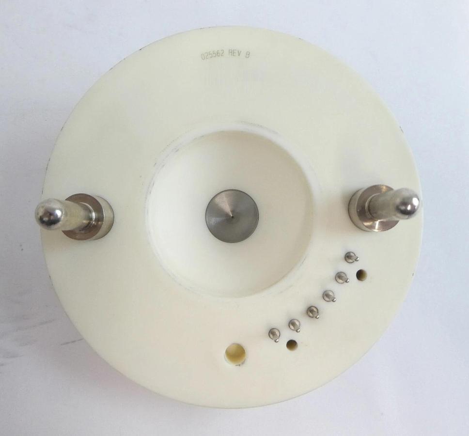 Used Kyocera 025562 FRU Orifice & Curtain Plate QTRAP 3200/4000 Spectrometer Working