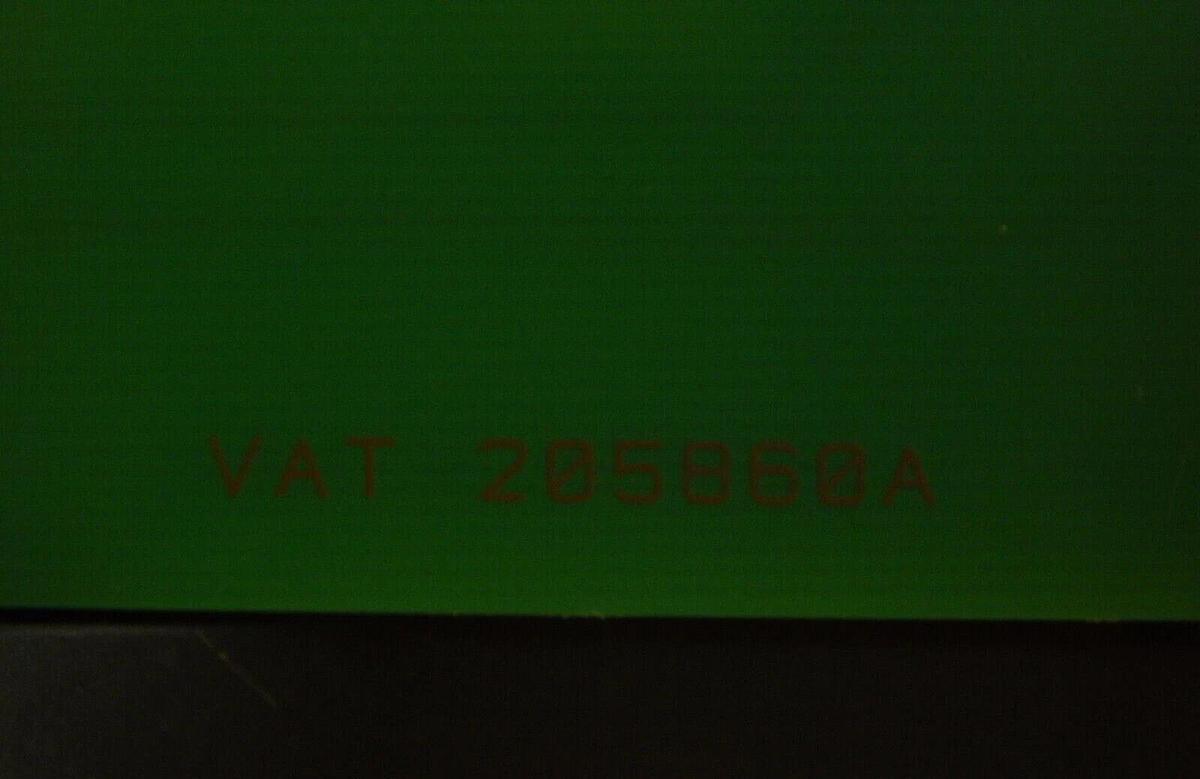 Used VAT 07512-UA24-0002 Rectangular Atmospheric Door L-VAT Series 075 Copper Working