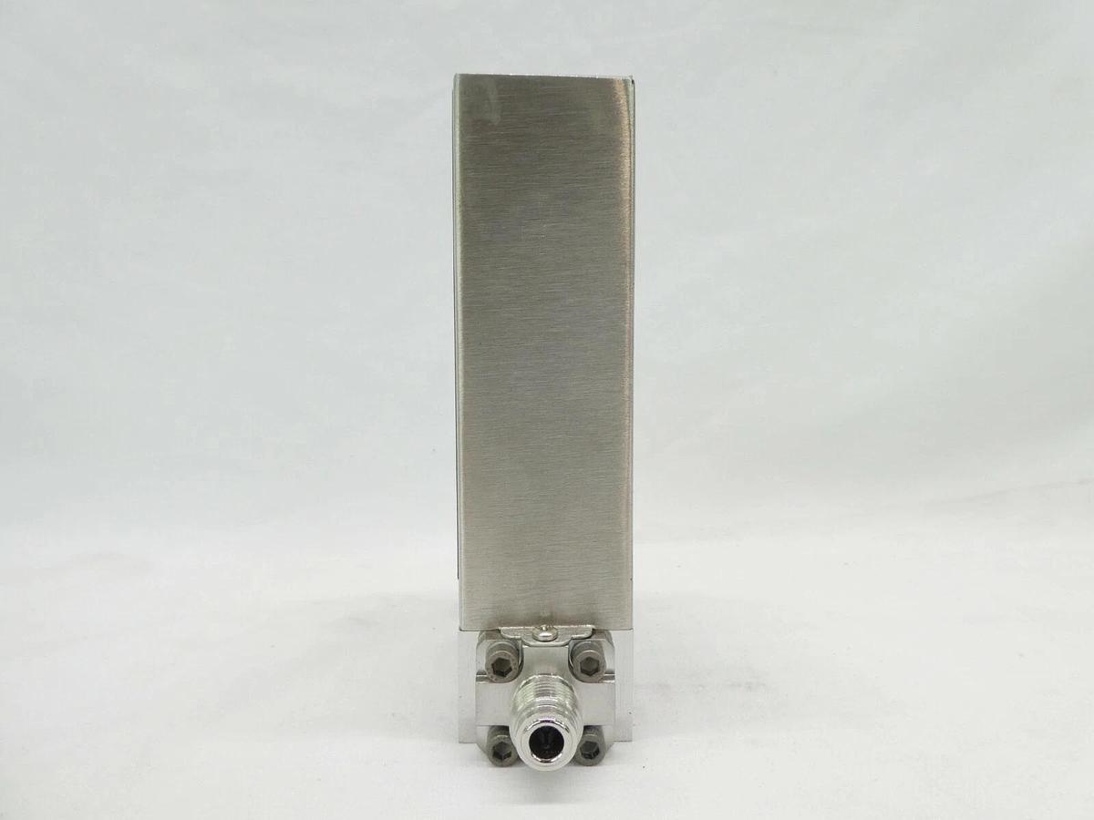 Used Celerity UFC-8165 Mass Flow Controller MFC AMAT 0190-24834 1L H2 Working Spare