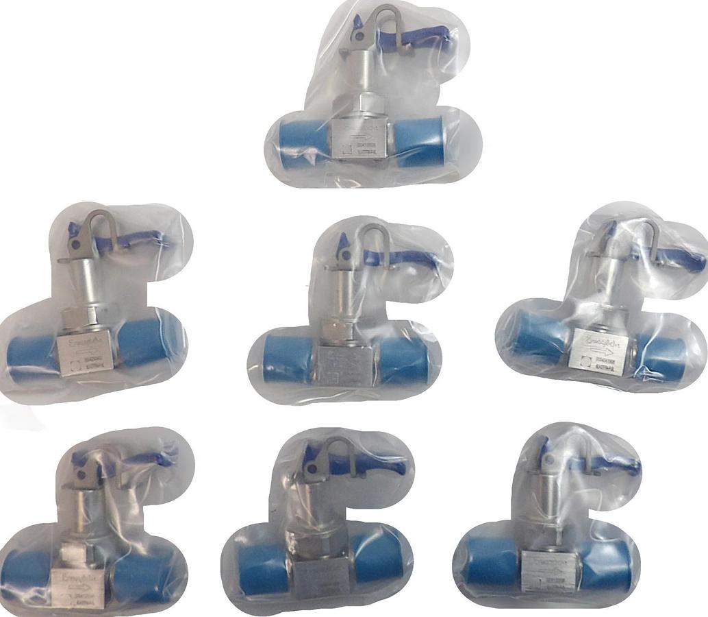 Swagelok 6LV-DTFR4-P-BL Diaphragm Toggle Valve Reseller Lot of 7 New Surplus