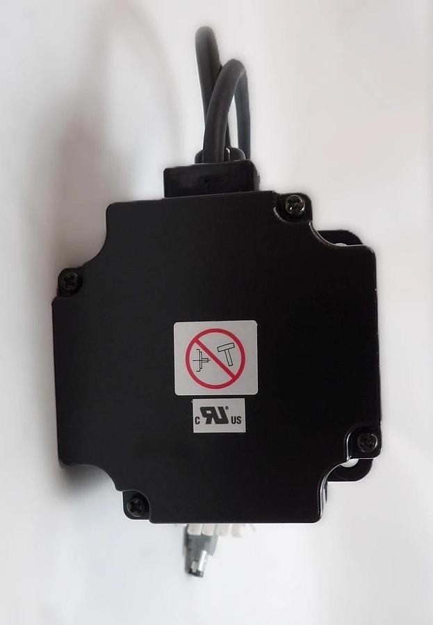 Yaskawa Electric SGMPH-02A1A61 AC Servo Motor New