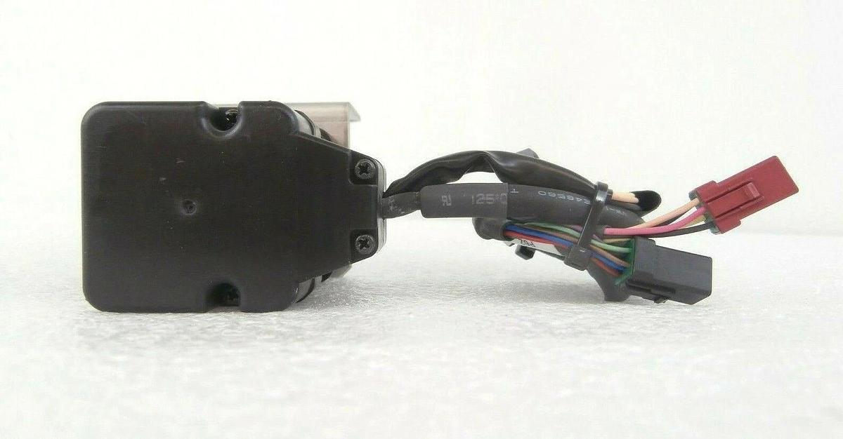 Used Sanyo Denki 103F5508-70XE42 Stepping Motor StepSyn Set of 2 TEL Lithius Working