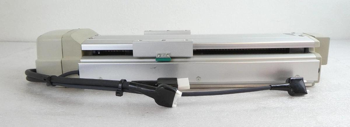 Used IAI ISA-MZM-A-200-10-100-T1-M-AQ-B Electric Linear Actuator Assembly Working